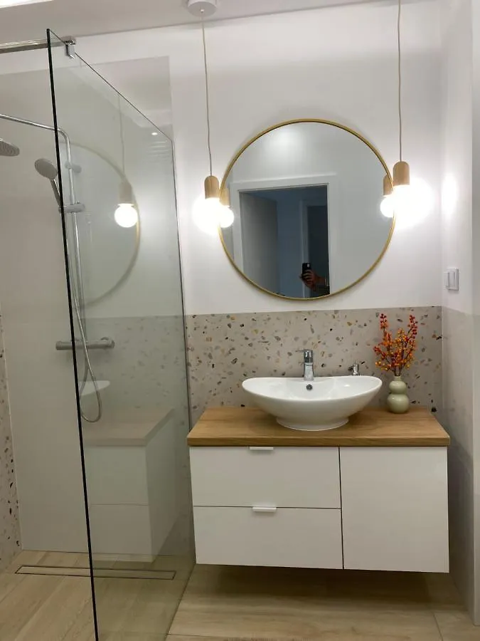 Metro Szwedzka Apartament Orange Βαρσοβία