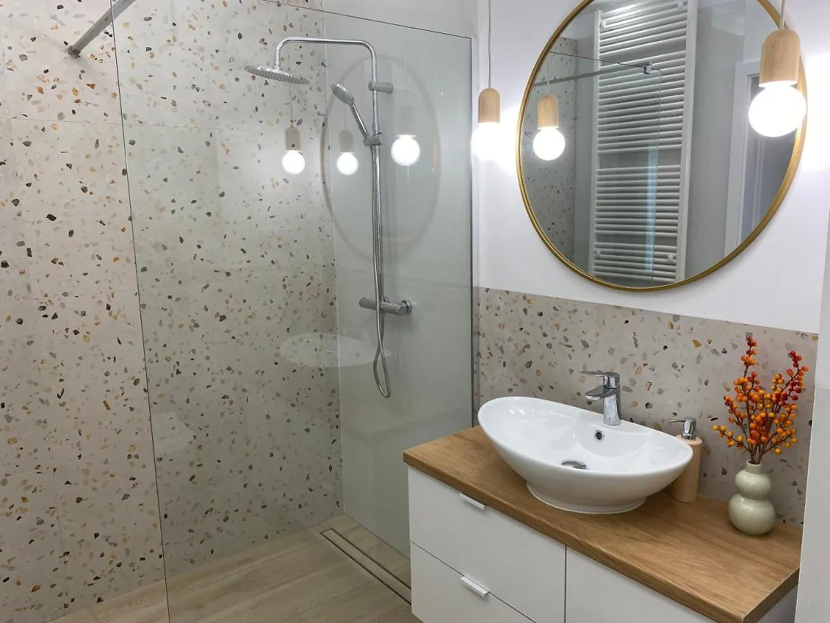 Metro Szwedzka Apartament Orange Βαρσοβία Διαμέρισμα